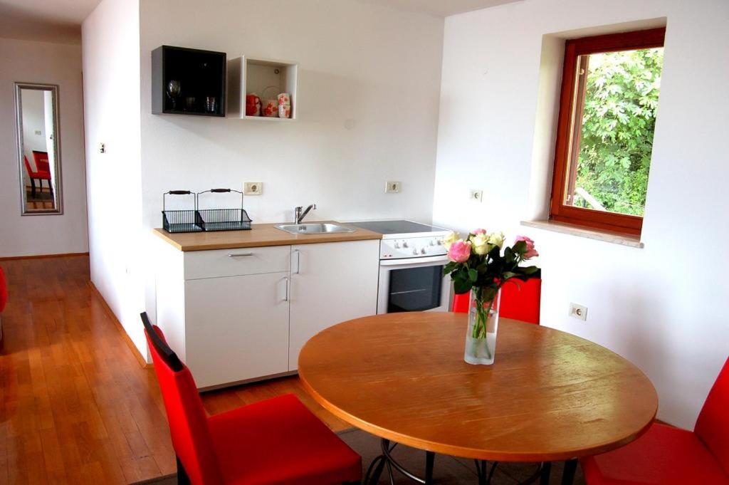 Beautiful Street Apartment Portoroz Luaran gambar